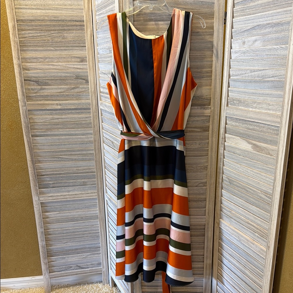 London Times size 20W sleeveless dress with faux wrap front